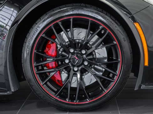 Used 2017 Chevrolet Corvette Z06 RWD image 15
