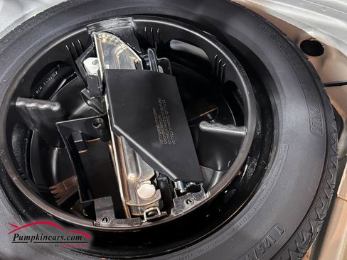 Used 2012 Mercedes-Benz C 300 4MATIC Sedan image 17