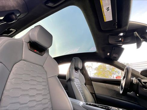 Used 2024 Audi RS e-tron GT w/ Carbon Performance Package image 22