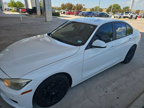 Used 2015 BMW 328i Sedan RWD image 1