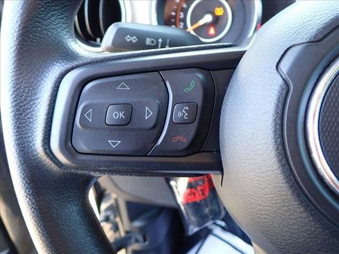 Used 2021 Jeep Wrangler Unlimited Sport image 13