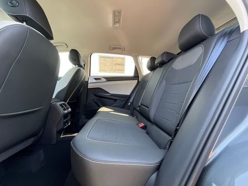 New 2025 Volkswagen Taos SE image 12