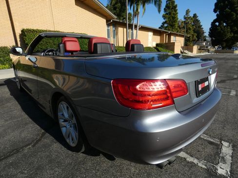 Used 2013 BMW 328i Convertible image 6