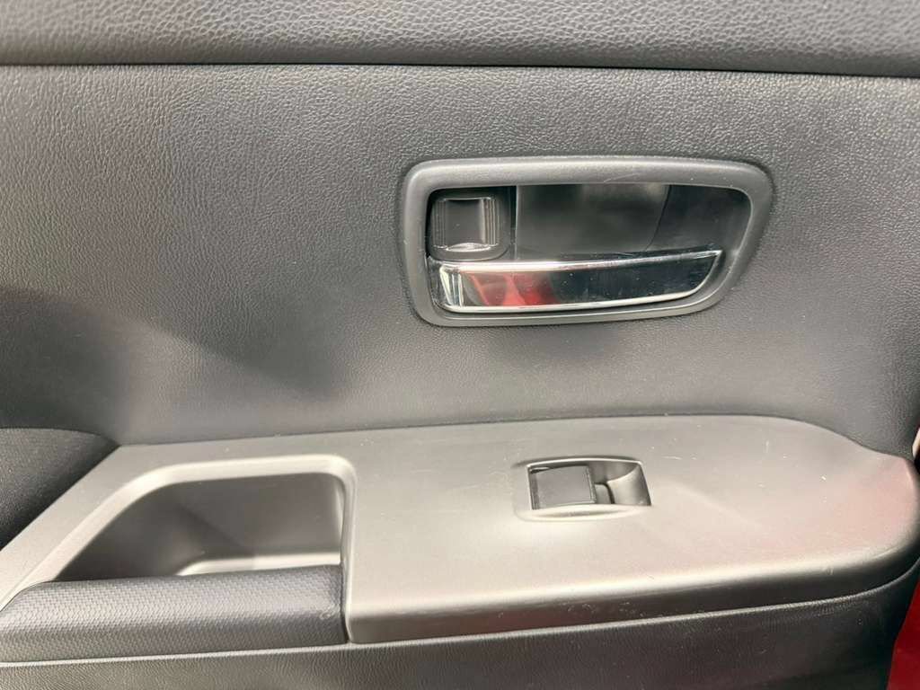 Used 2019 Mitsubishi Outlander Sport ES AWD/4WD image 31