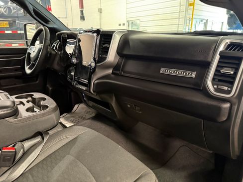 Used 2025 RAM 2500 Big Horn AWD/4WD image 7