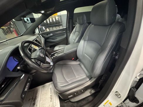 Used 2023 Buick Enclave Premium w/ Experience Buick Package image 21