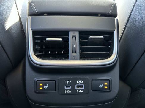 Used 2024 Subaru Outback Touring XT AWD/4WD image 14