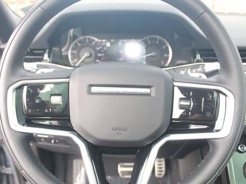 Used 2022 Land Rover Range Rover Evoque R-Dynamic S image 18