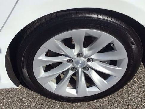 Used 2018 Tesla Model S 75D image 12