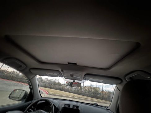 Used 2007 Toyota RAV4 Base 4dr SUV I4 image 16