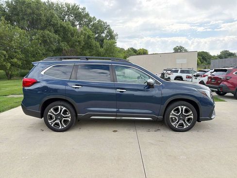 Certified 2023 Subaru Ascent Touring AWD/4WD image 7