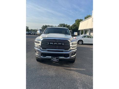 Used 2023 RAM 2500 Laramie AWD/4WD image 5