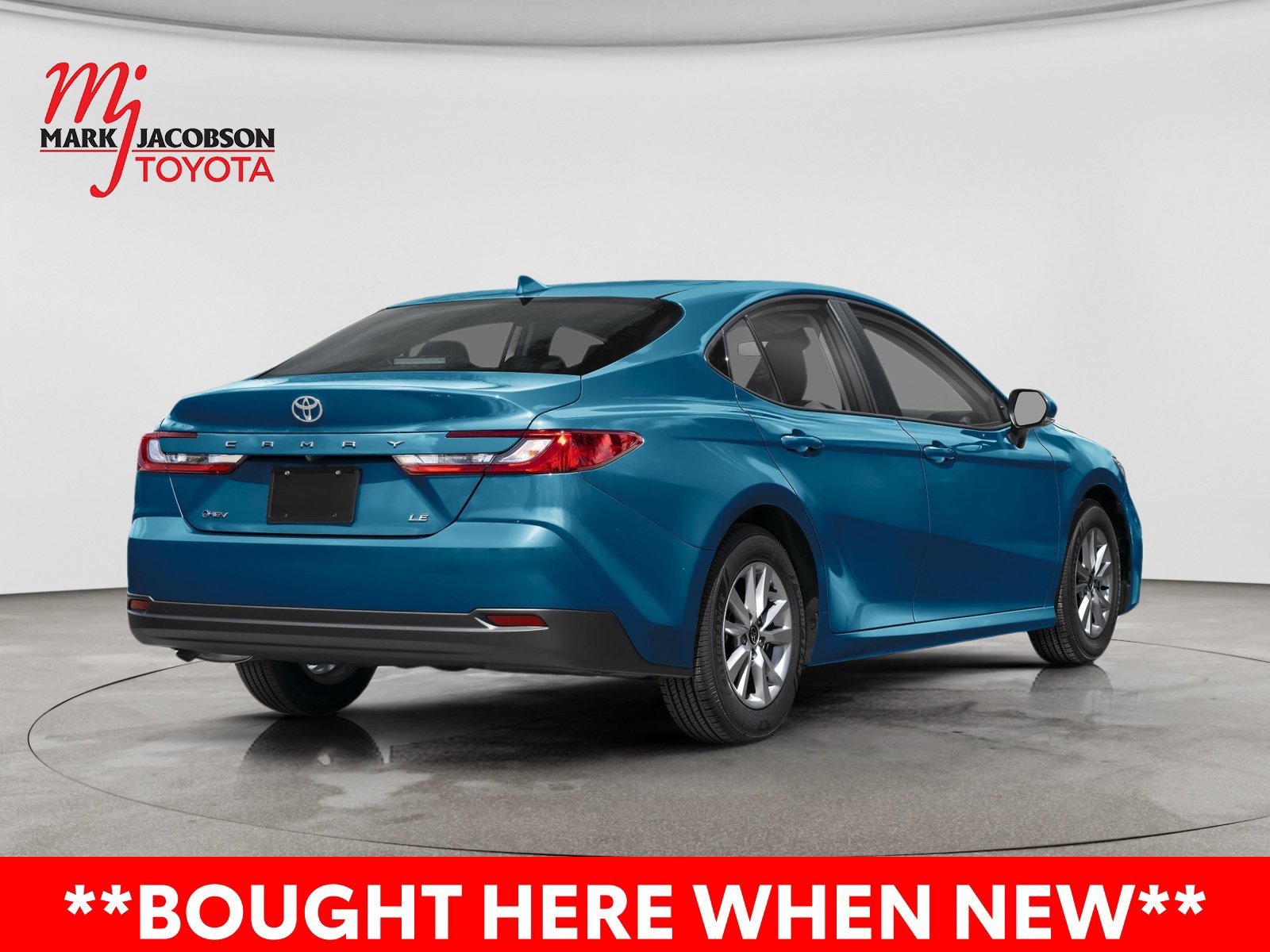 Used 2026 Toyota Camry LE FWD image 3