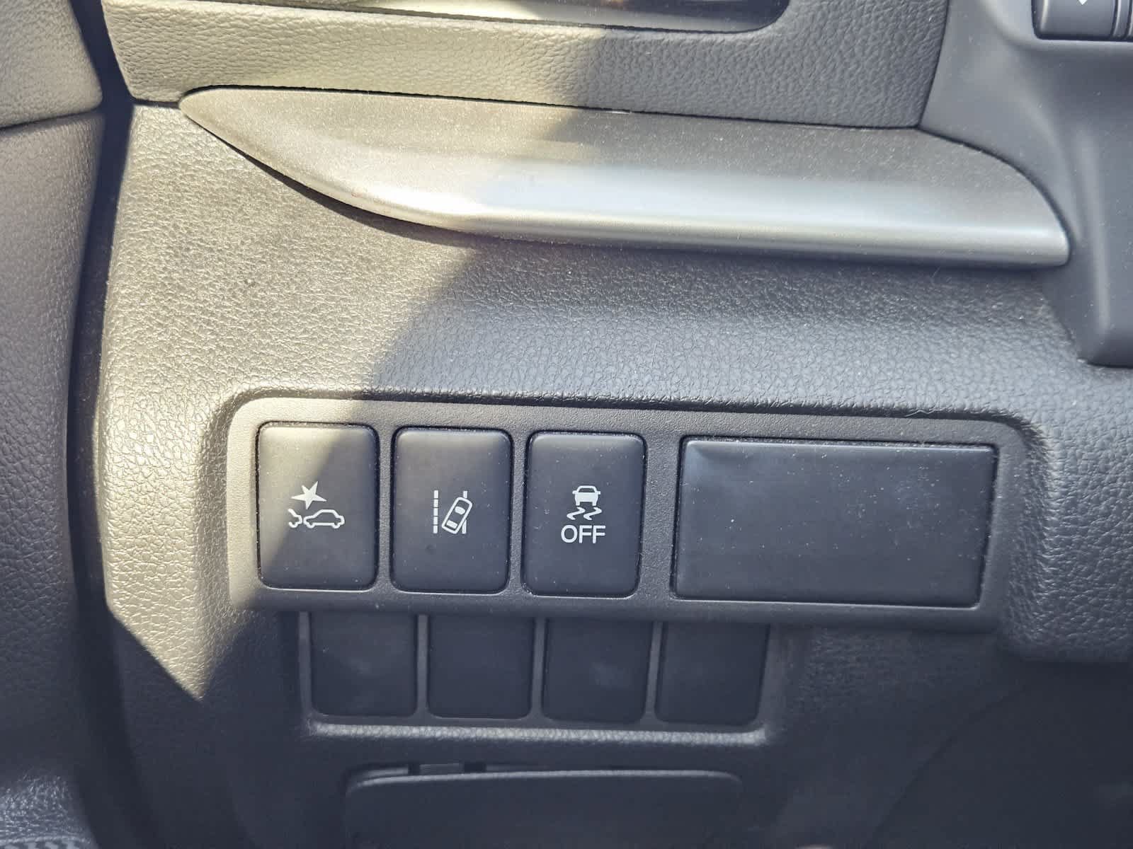 Used 2022 Mitsubishi Eclipse Cross SE FWD image 20