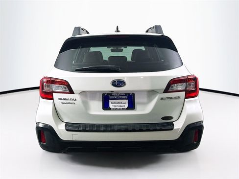 Used 2019 Subaru Outback 2.5i Premium image 15