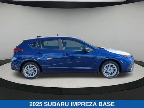 Certified 2025 Subaru Impreza 2.0i image 2