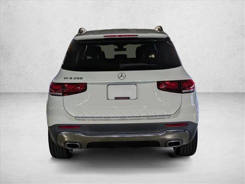 Certified 2022 Mercedes-Benz GLB 250 image 6