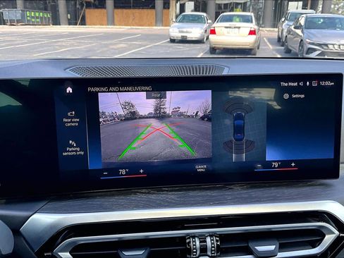 Used 2024 BMW 330e w/ Convenience Package image 27