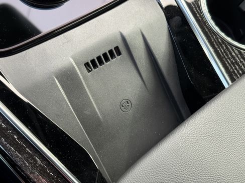 New 2026 Cadillac Escalade IQL Luxury image 32