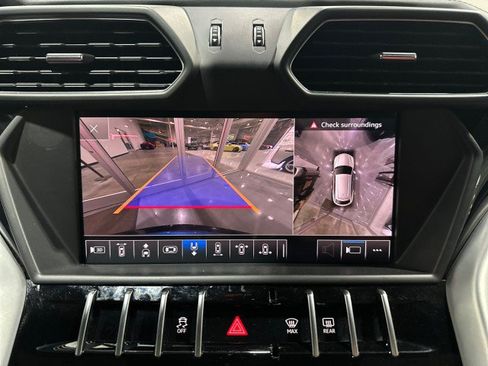Used 2019 Lamborghini Urus AWD/4WD image 76