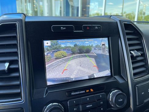 Used 2019 Ford F150 XLT w/ Equipment Group 302A Luxury AWD/4WD image 26