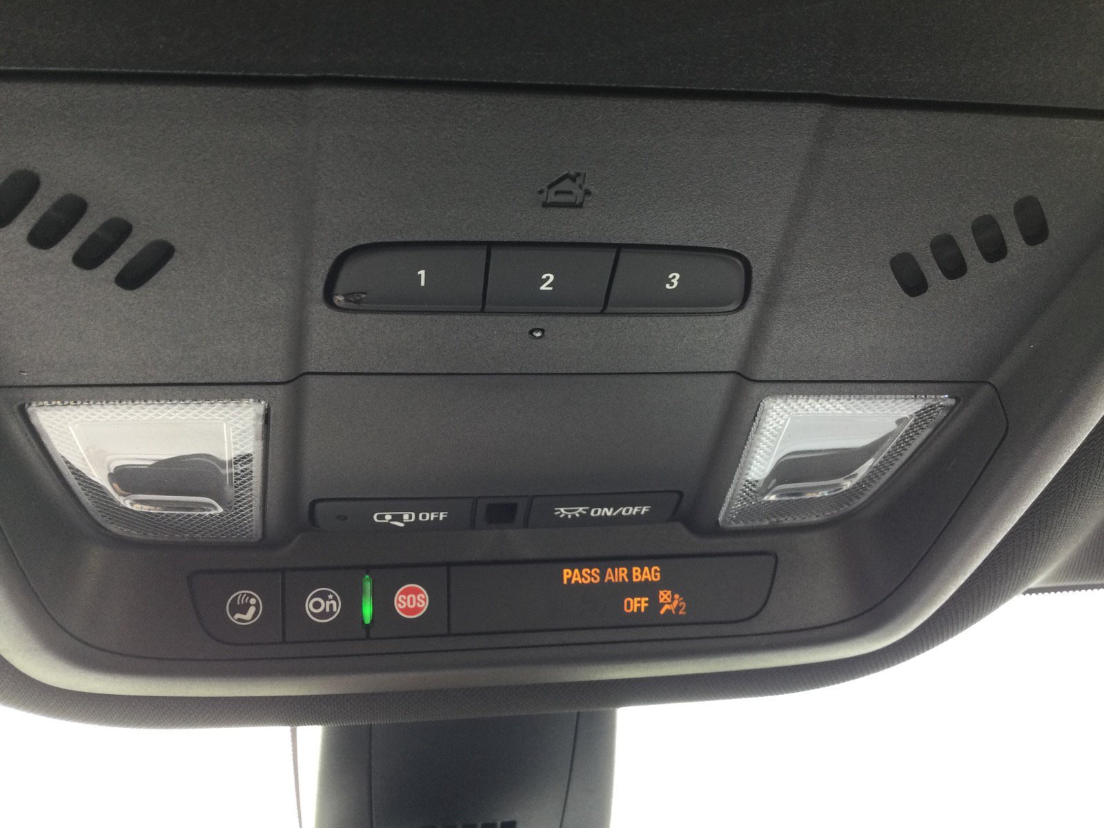 Used 2023 Buick Enclave Essence AWD/4WD image 19