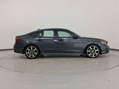 Used 2025 Honda Civic Sport Touring image 8