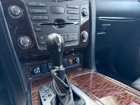 Used 2017 Nissan Armada Platinum image 21
