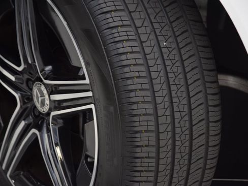 Certified 2025 Mercedes-Benz GLE 450 4MATIC image 29