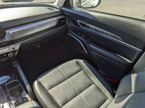 Certified 2025 Kia Telluride EX X-Line image 18