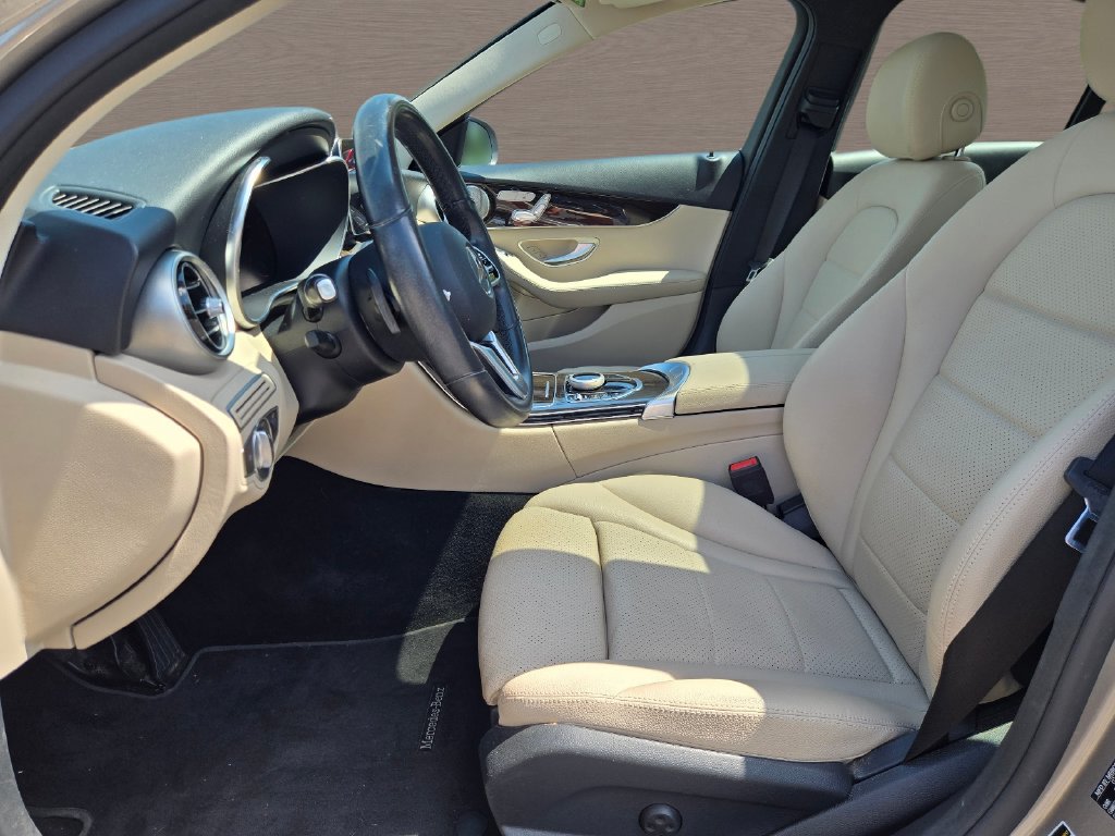 Used 2020 Mercedes-Benz C 300 Sedan image 22