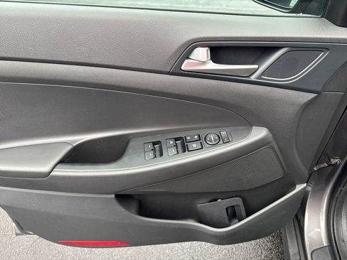 Used 2020 Hyundai Tucson Value w/ Cargo Package image 12