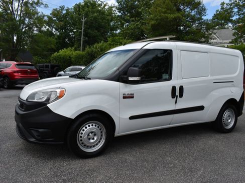 Used 2021 RAM ProMaster City Tradesman FWD image 2