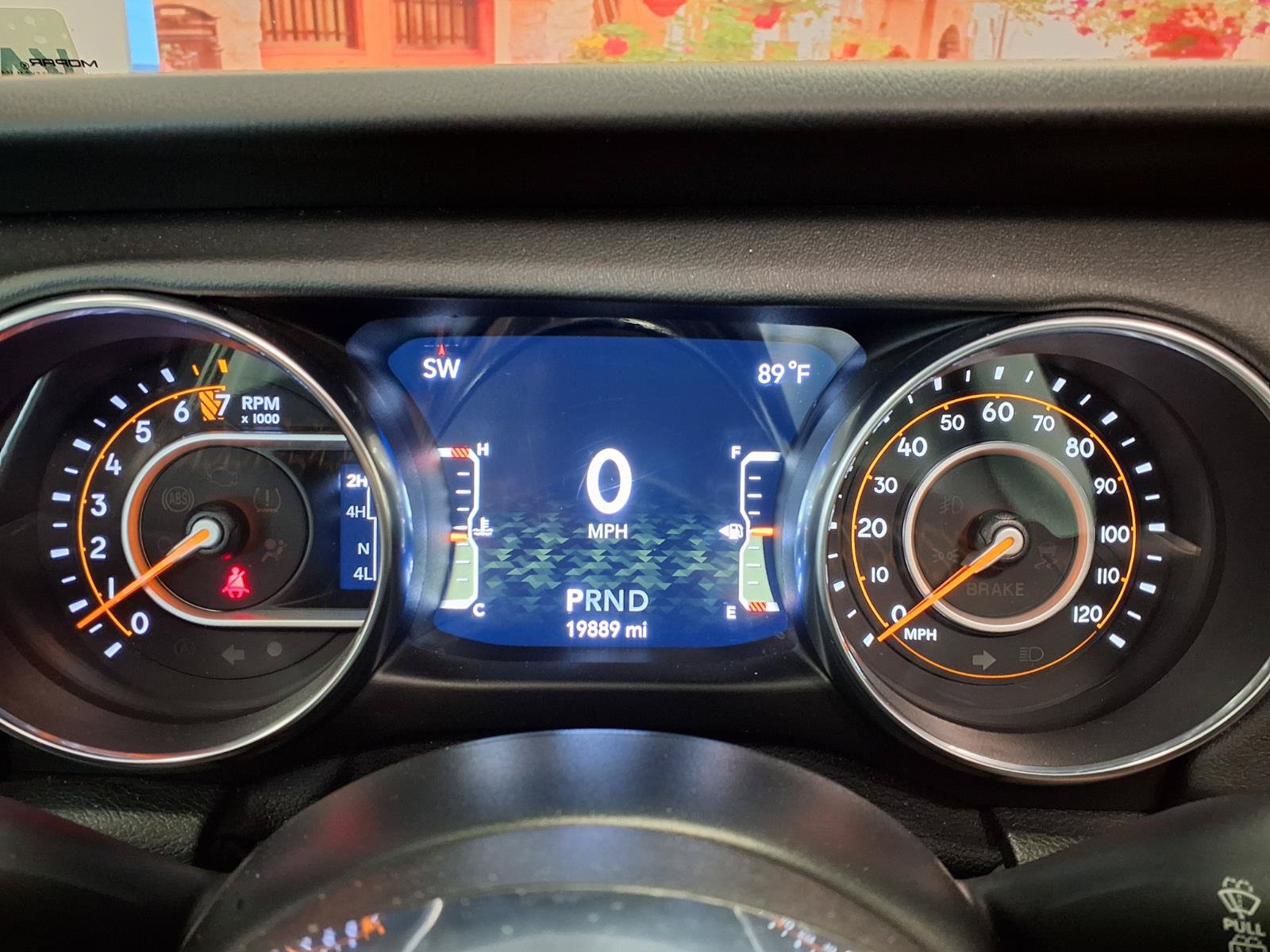Used 2021 Jeep Wrangler Unlimited Sahara AWD/4WD image 32