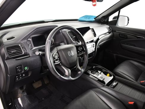 Certified 2023 Honda Passport Elite image 38