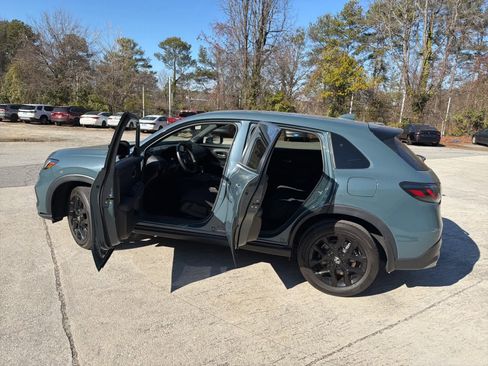 Certified 2024 Honda HR-V Sport image 18