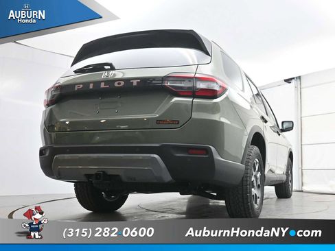New 2026 Honda Pilot TrailSport image 21