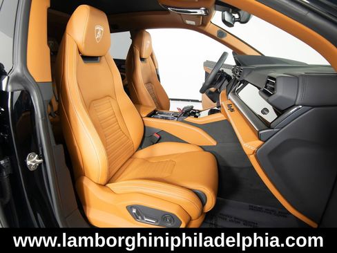 Used 2025 Lamborghini Urus S AWD/4WD image 35