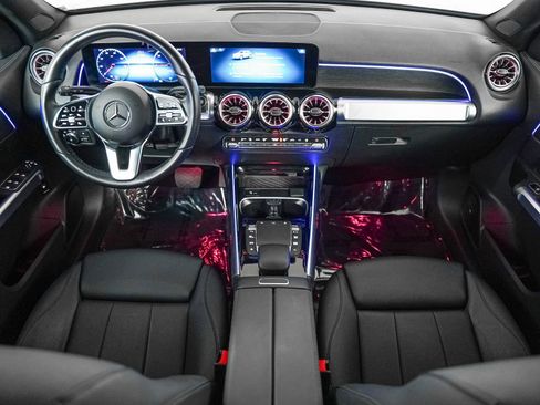 Certified 2023 Mercedes-Benz EQB 250+ w/ Exclusive Package image 12