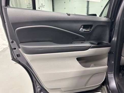 Used 2022 Honda Pilot Touring image 41