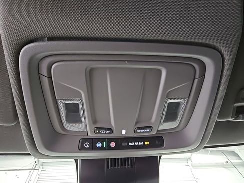 Used 2024 GMC Sierra 1500 Pro w/ Pro Value Package image 18