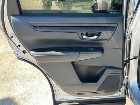 Used 2023 Honda CR-V Sport image 21