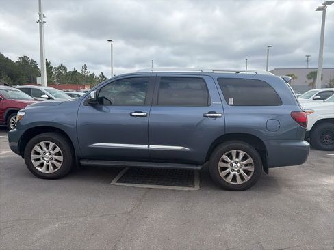 Used 2021 Toyota Sequoia Platinum image 4