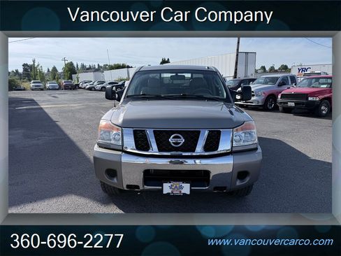 Used 2008 Nissan Titan SE AWD/4WD image 9