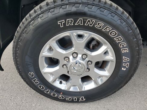 Used 2024 RAM 2500 Laramie image 28