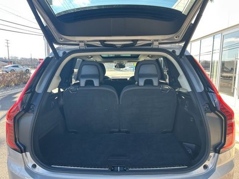 Certified 2025 Volvo XC90 B6 Plus image 11