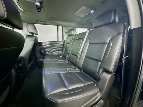 Used 2016 Chevrolet Suburban LT w/ Luxury Package AWD/4WD image 28