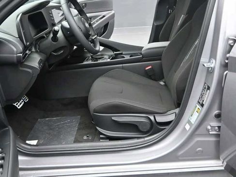 New 2026 Hyundai Elantra SEL Sport Premium image 15
