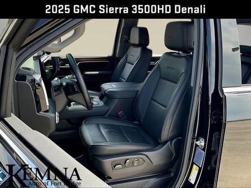 Used 2025 GMC Sierra 3500 Denali w/ Denali Reserve Package image 27