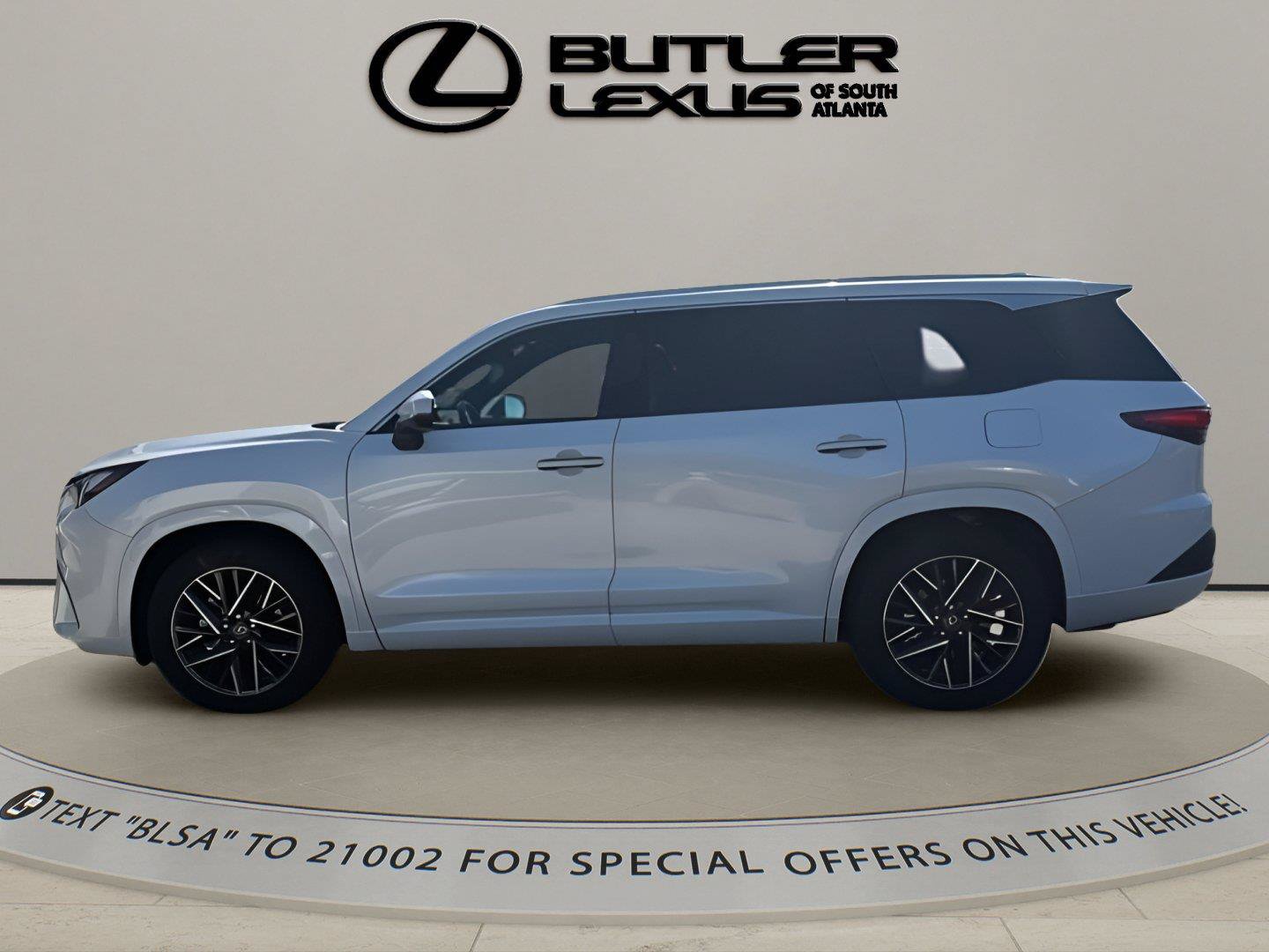 Used 2025 Lexus TX 350 AWD w/ Technology Package image 4